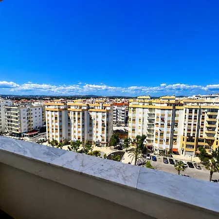 Quarteira, Casa Com Vista Mar *