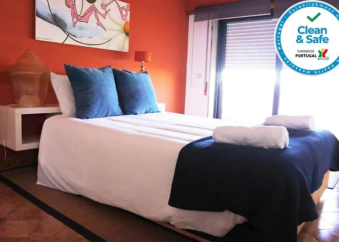 Quarteira, Casa Com Vista Mar *