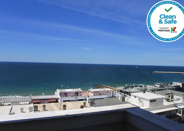 Quarteira, Casa Com Vista Mar 아파트 쿼테이라