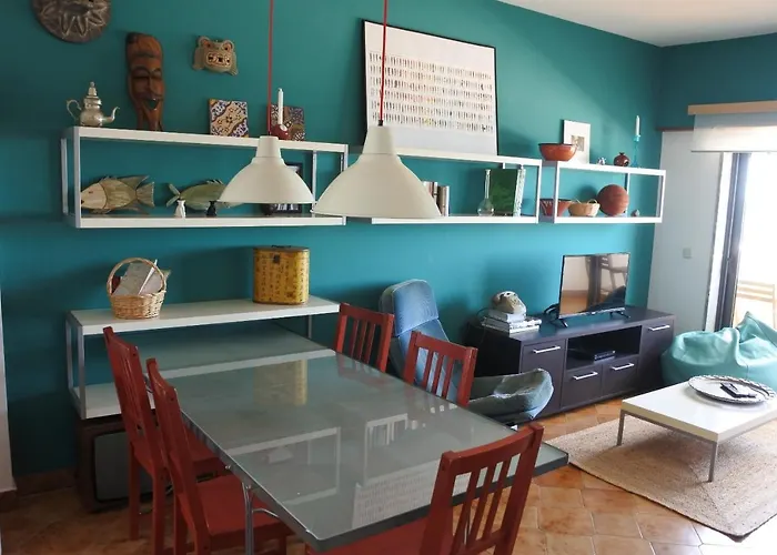 Quarteira, Casa Com Vista Mar *